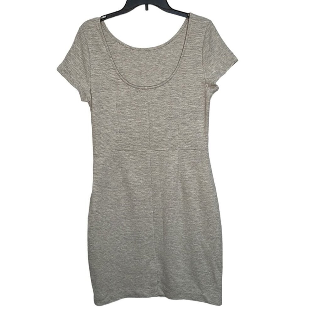 Banana Republic Dress NWT 100% recycled paper gray shirt sleeve shift size 8